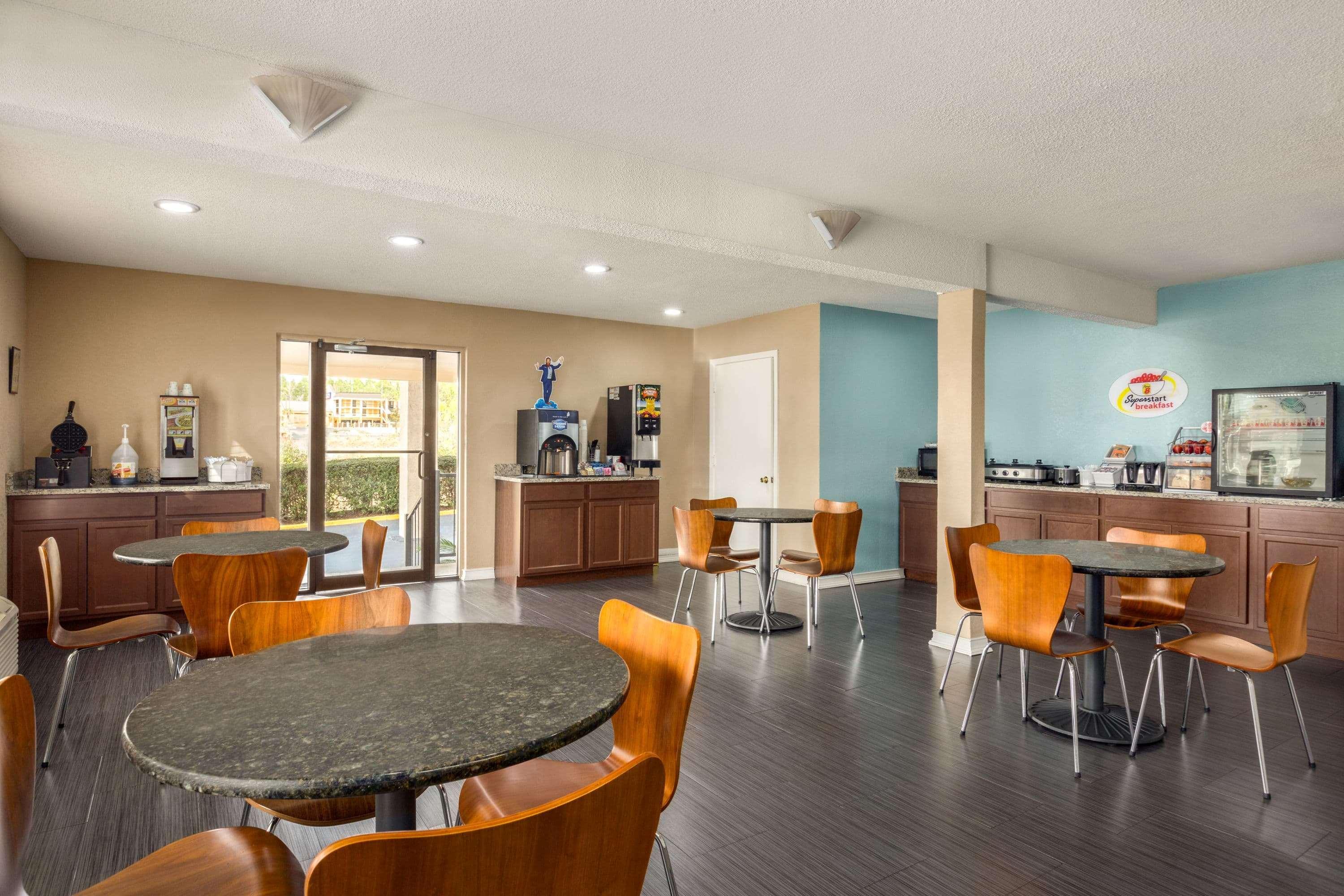 Quality Inn Crestview Buitenkant foto