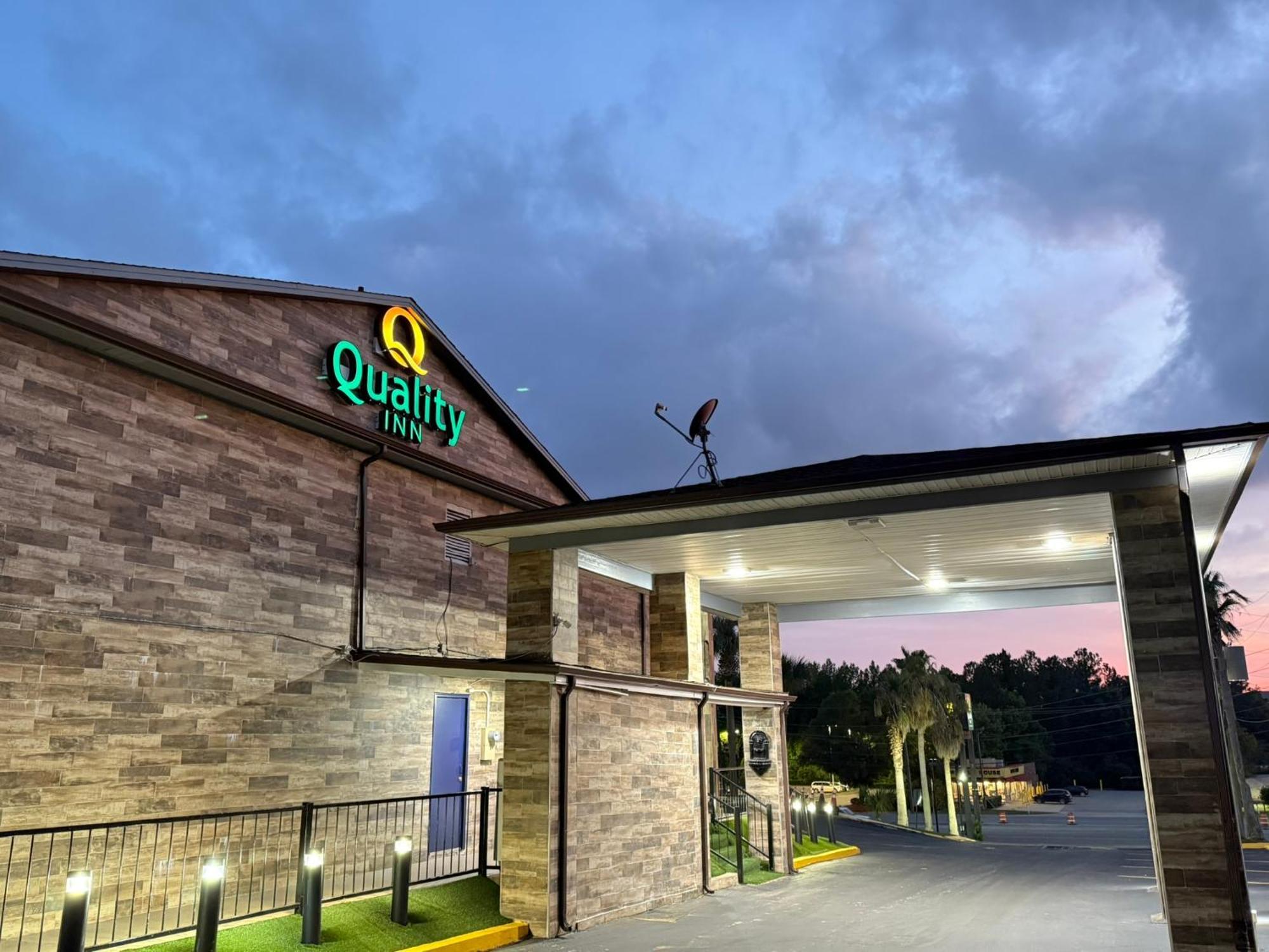 Quality Inn Crestview Buitenkant foto